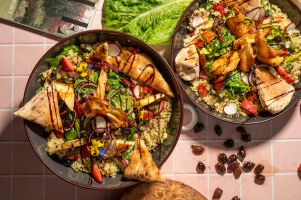 Sałatka z grillowanym halloumi